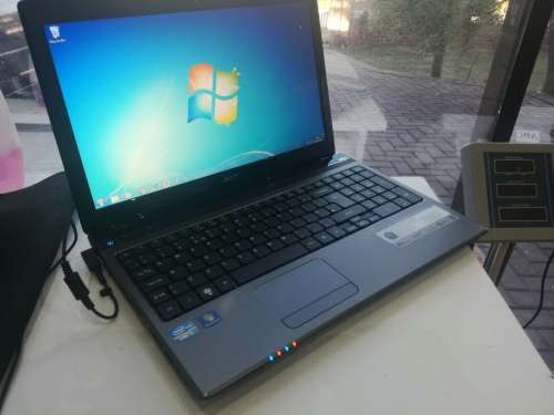 *AS NEW*EXCELLENT SPECS*ACER ASPIRE 5750*i5-2430M*6GB RAM*750GB HDD*DVD*3.0GHz*